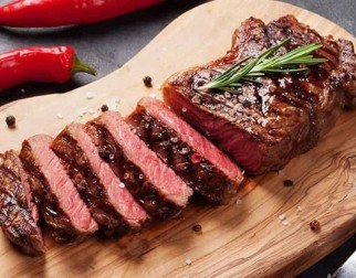 Bí quyết làm bò bít tết cực mềm, thơm ngon tại nhà